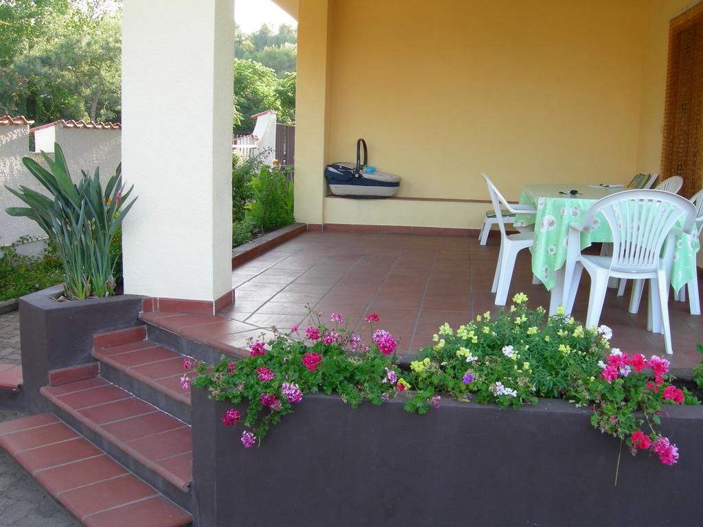 ניקוטרה Villa Magnolia Appartamenti מראה חיצוני תמונה