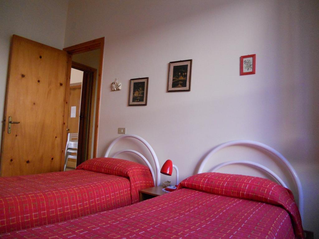 ניקוטרה Villa Magnolia Appartamenti מראה חיצוני תמונה