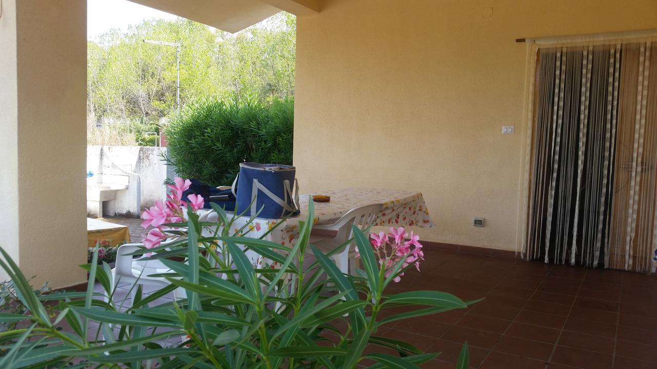 ניקוטרה Villa Magnolia Appartamenti מראה חיצוני תמונה
